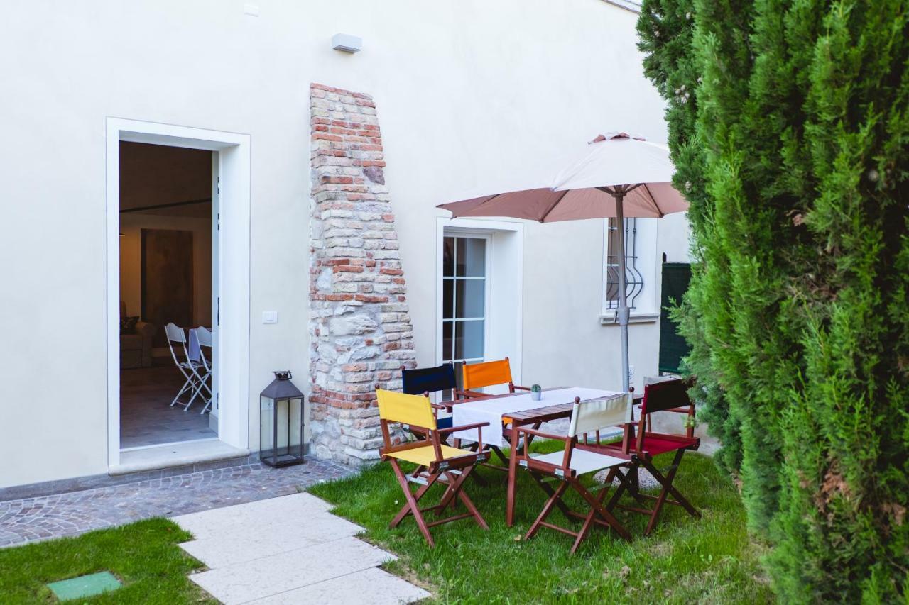 Villa Colli Storici Desenzano del Garda Bagian luar foto